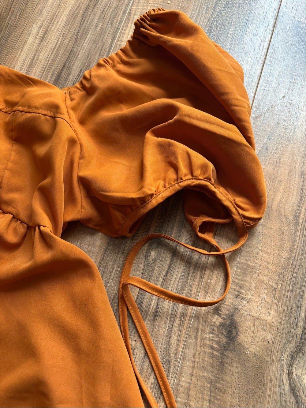 Copper Orange SHEIN top with tie puff sleeves and open back with wide band tie. - Picture 3 of 5